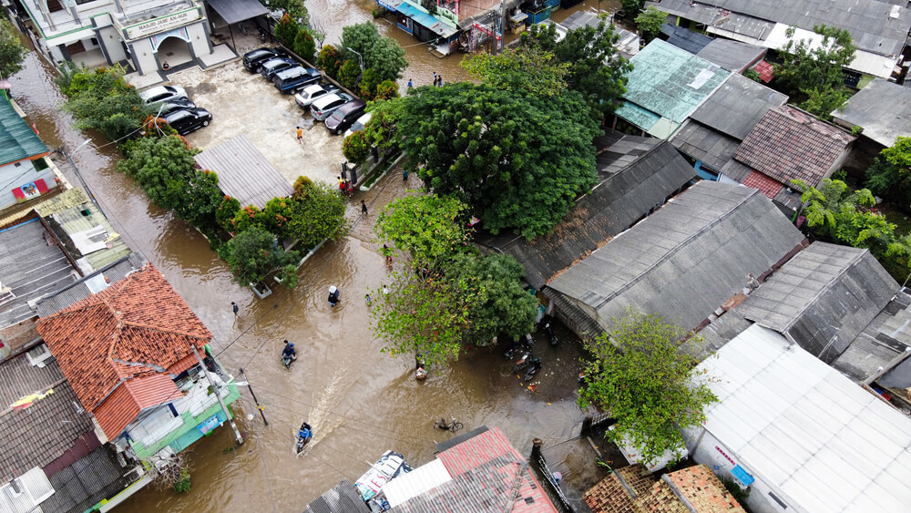 Flooded Neighborhood