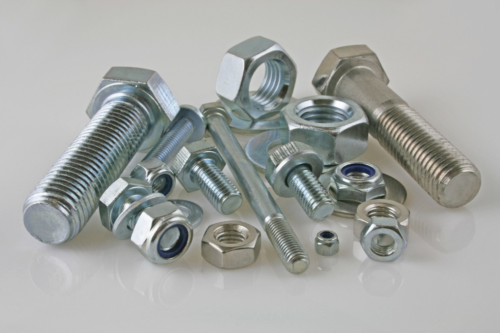 Metal fasteners – A view of nut, bolts and washers